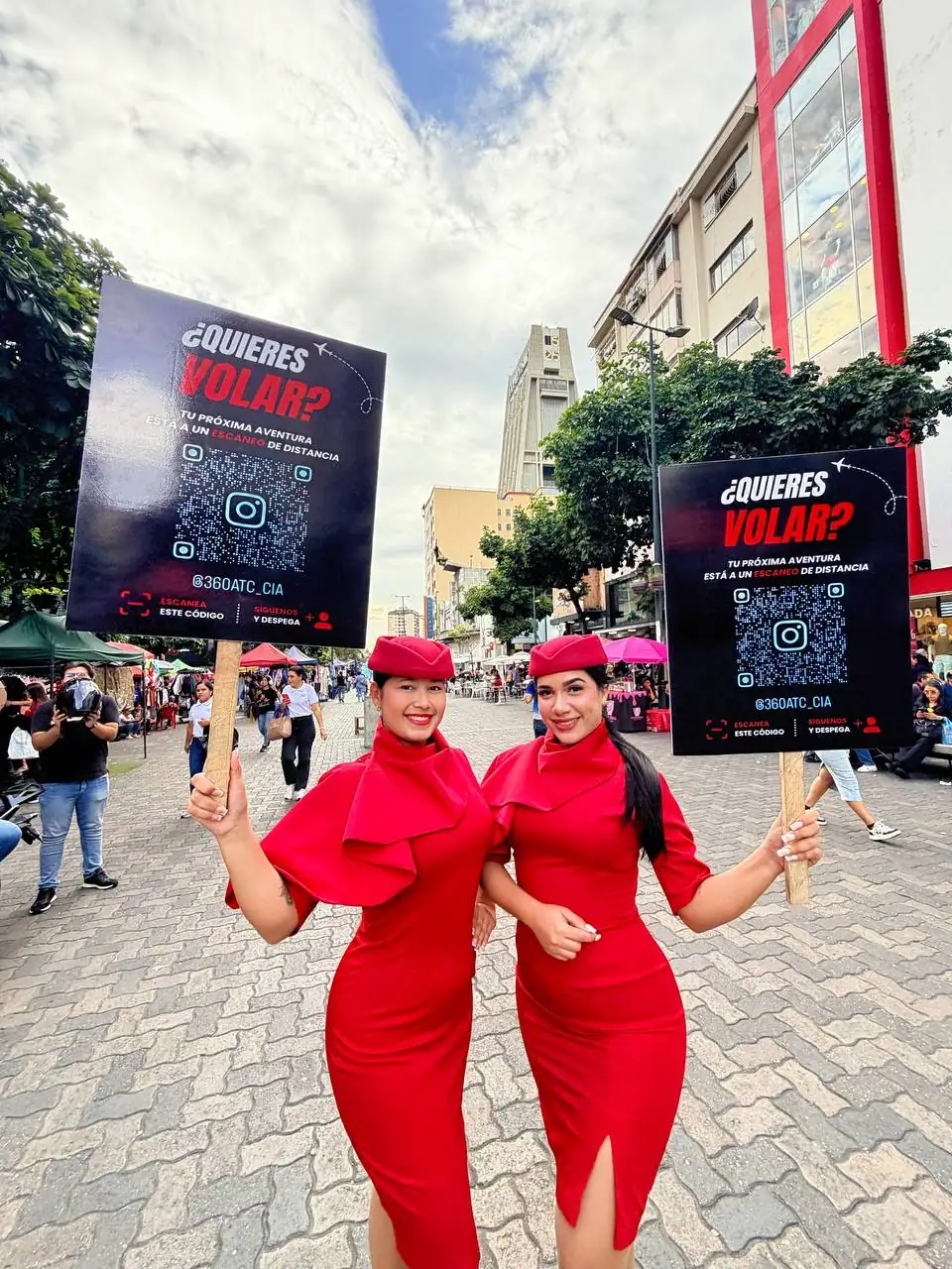 360ATC students inviting people to fly at a street event